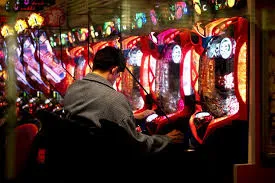 Maruhan Shinsekai venue overview